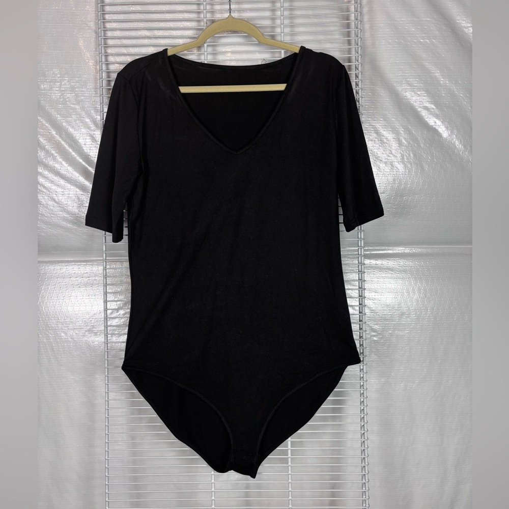 Black Stretch Bodysuit | NWOT | Size XL | V-Neck Short Sleeve